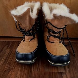 C9 by champion Women's Size 10 winter boots